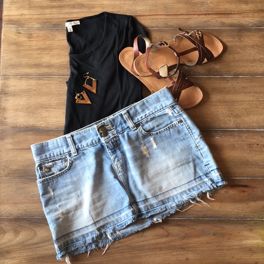 Abercrombie and Fitch blue jean skirt size 4